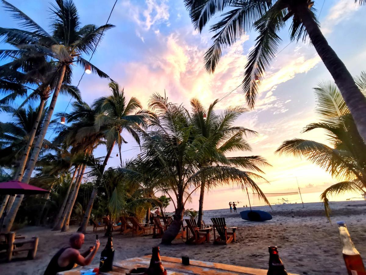 Sulu Sunset Beach Resort Nauhang 외부 사진