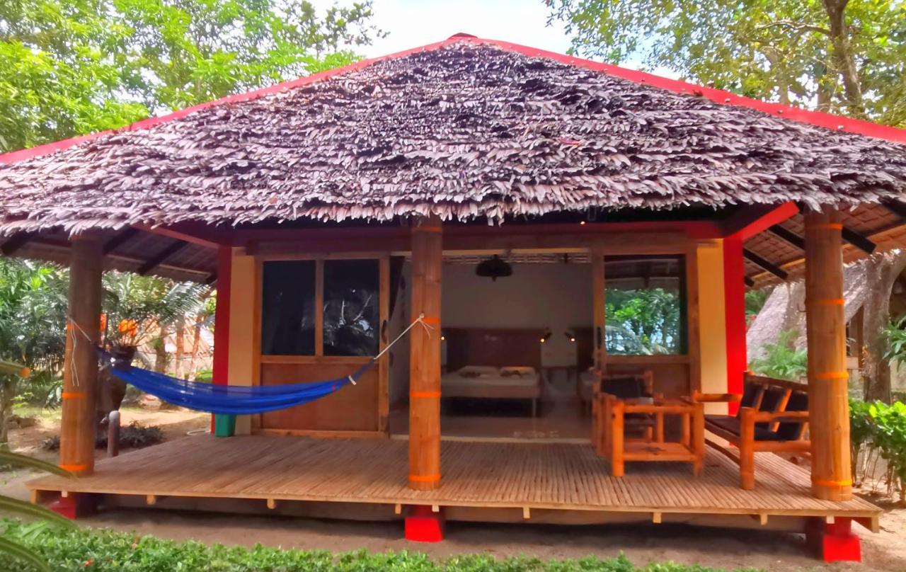 Sulu Sunset Beach Resort Nauhang 외부 사진