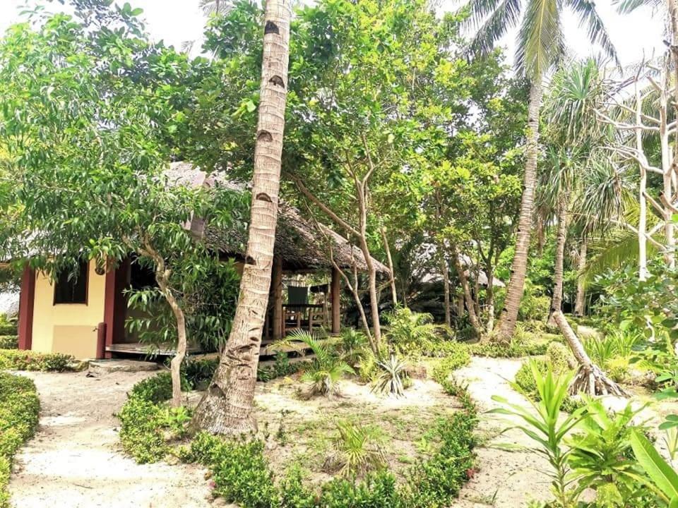 Sulu Sunset Beach Resort Nauhang 외부 사진