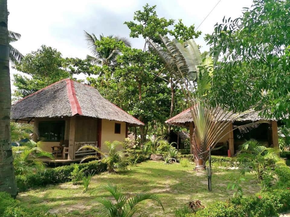 Sulu Sunset Beach Resort Nauhang 외부 사진