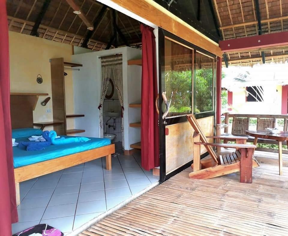 Sulu Sunset Beach Resort Nauhang 외부 사진