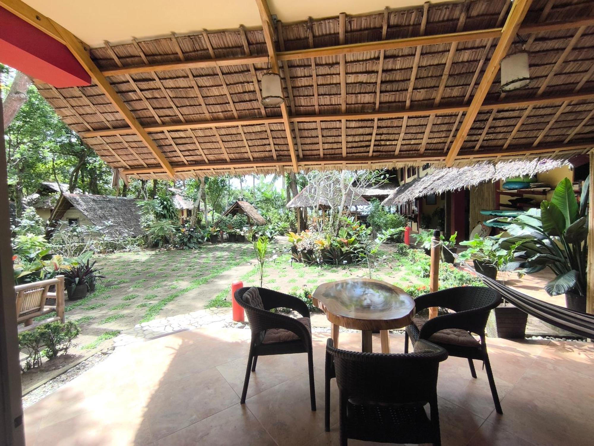 Sulu Sunset Beach Resort Nauhang 외부 사진