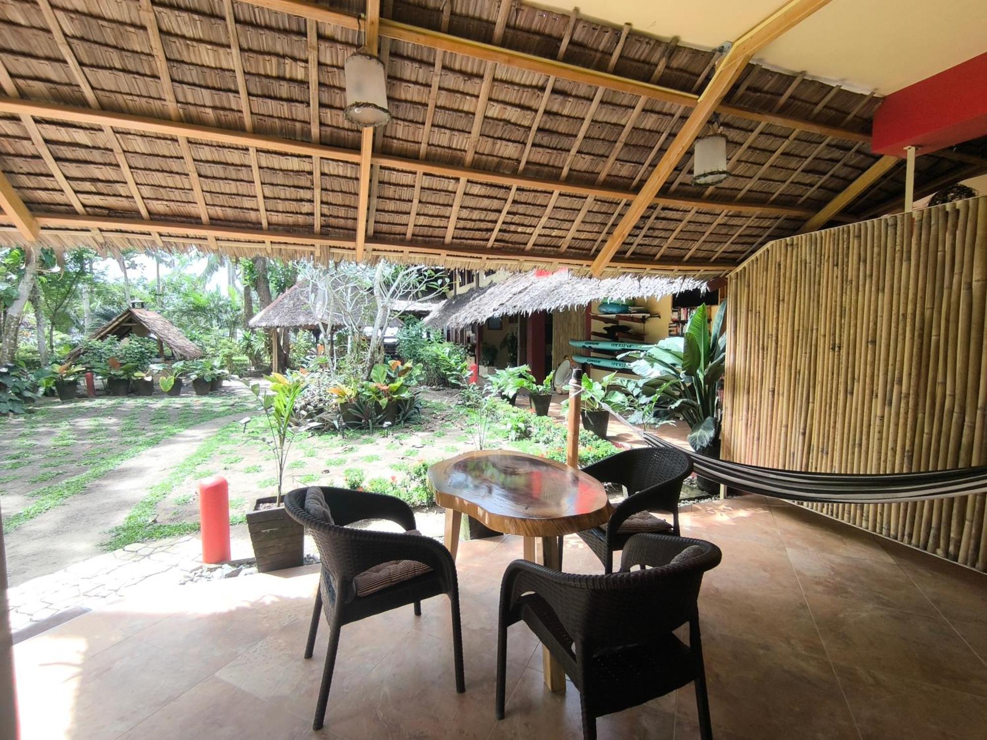 Sulu Sunset Beach Resort Nauhang 외부 사진